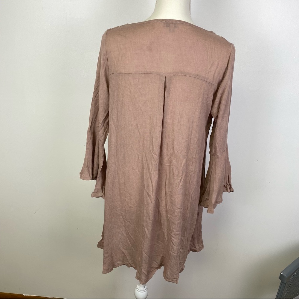 Tobi Boho Tunic with Embroidered Detail - Picture 2 of 14